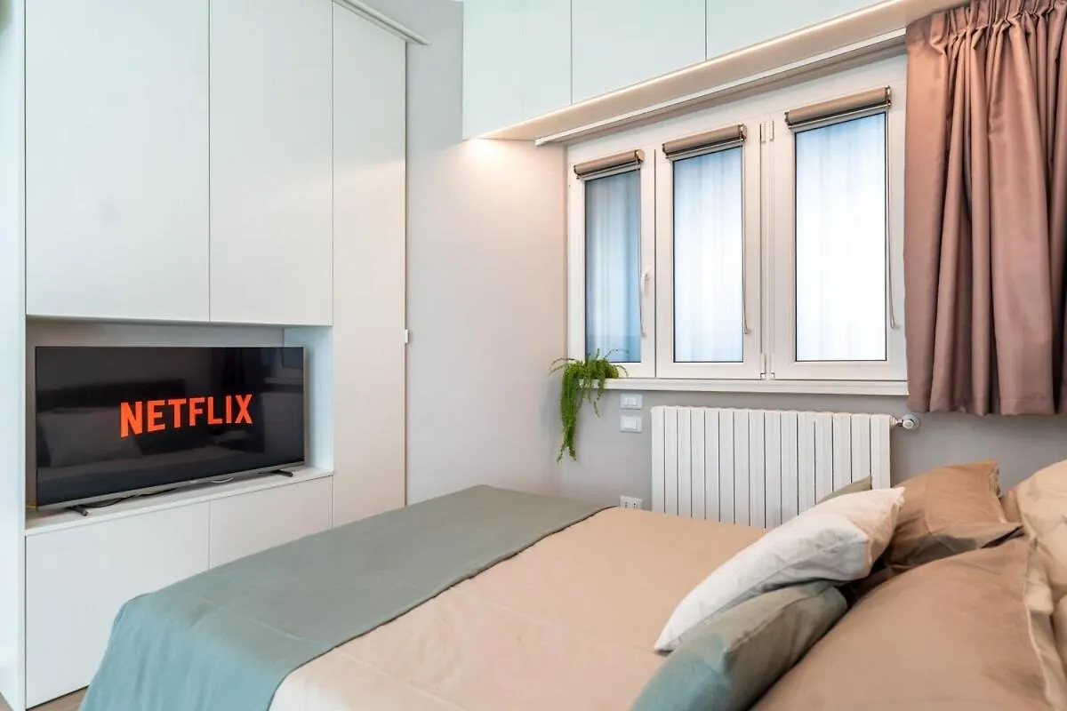 Duomo-Corso Vercelli, New Luxury Loft In The Center Milano Daire